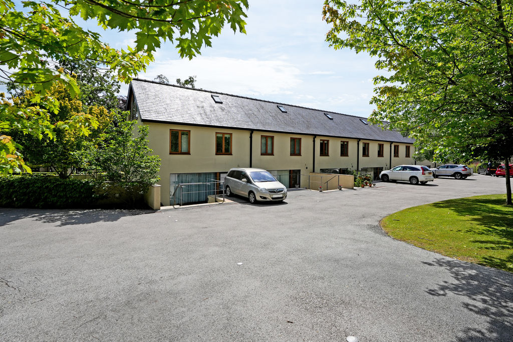 Taptonville Head Broomhill